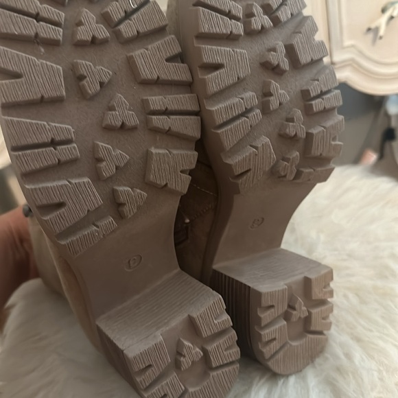 New Target Fall booties - Picture 7 of 8